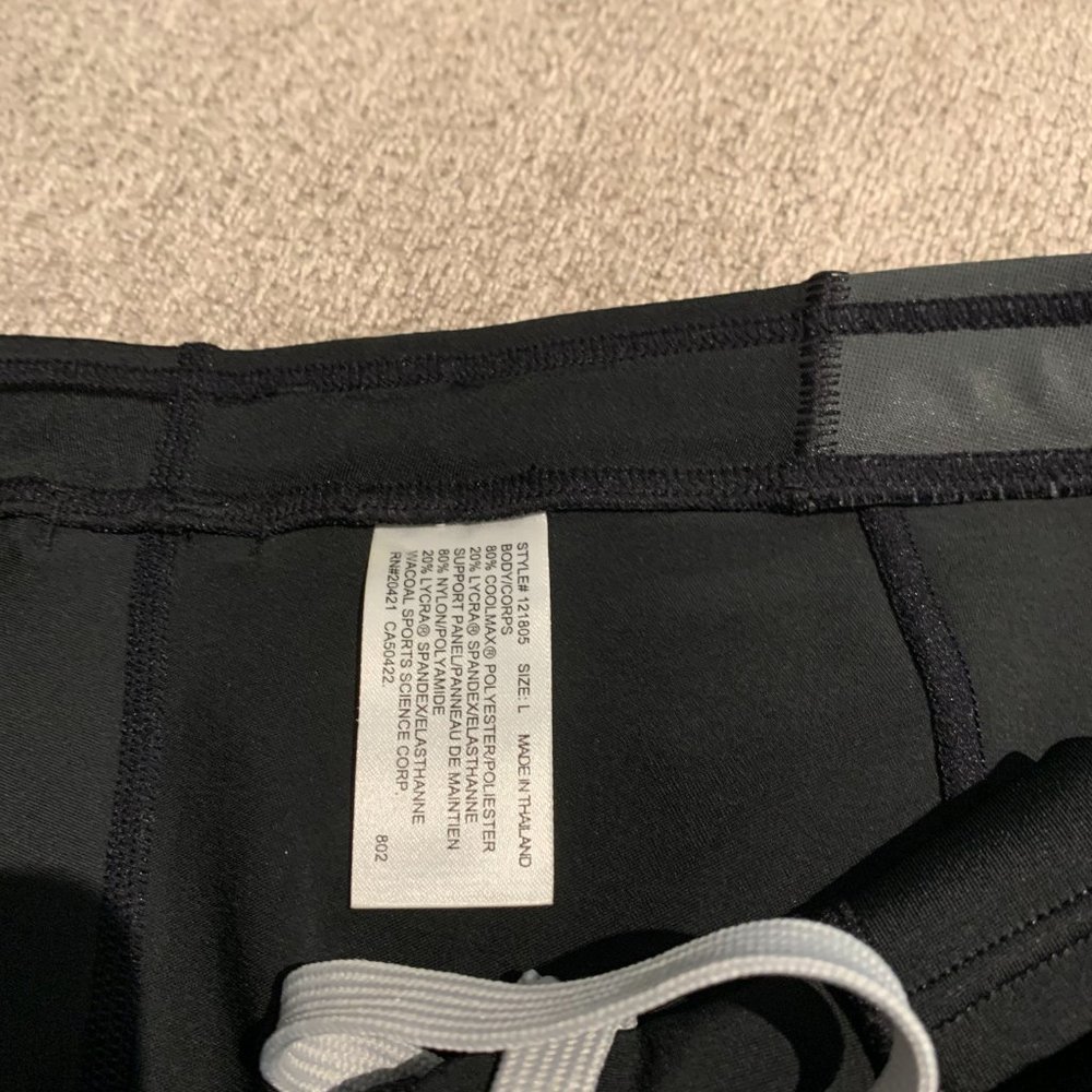 CW-X Compression Shorts size L, EUC - Picture 3 of 5